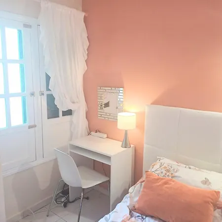 Bright & Spacious With Aircon プエルト・デル・カルメン