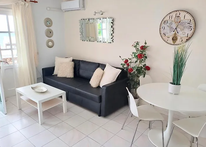 Bright & Spacious With Aircon プエルト・デル・カルメン