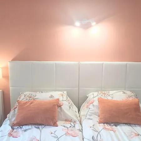 Apartman Bright & Spacious With Aircon