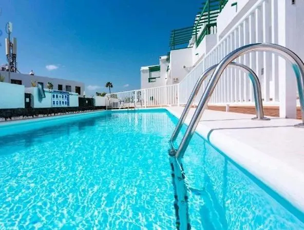 Apartment Bright & Spacious With Aircon Puerto del Carmen (Lanzarote)