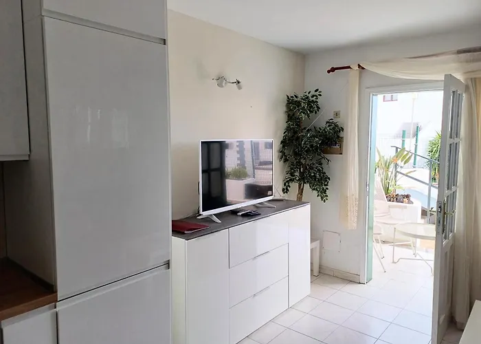 Bright & Spacious With Aircon * Puerto del Carmen (Lanzarote)