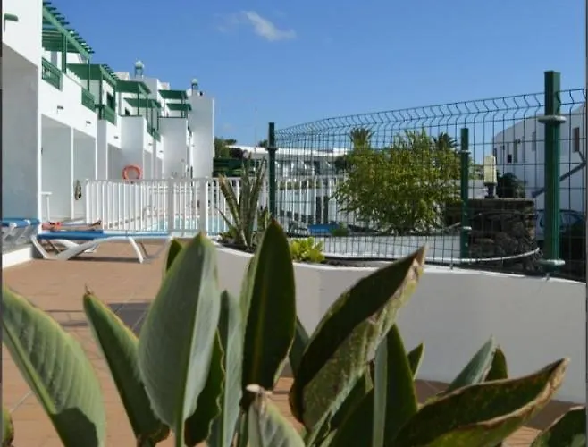 Bright & Spacious With Aircon Apartment Puerto del Carmen (Lanzarote)