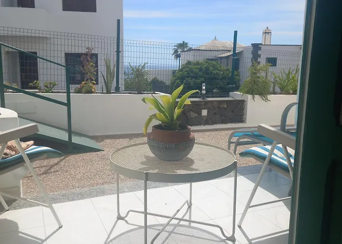 Apartment Bright & Spacious With Aircon