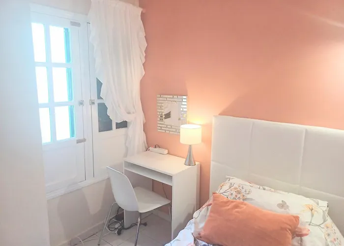 Bright & Spacious With Aircon Puerto del Carmen (Lanzarote)